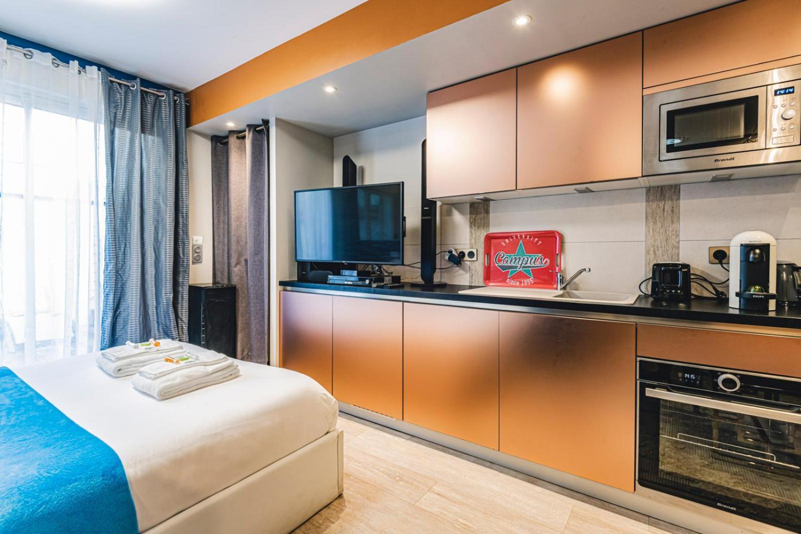 Mv Suite & Spa Reims Szoba fotó